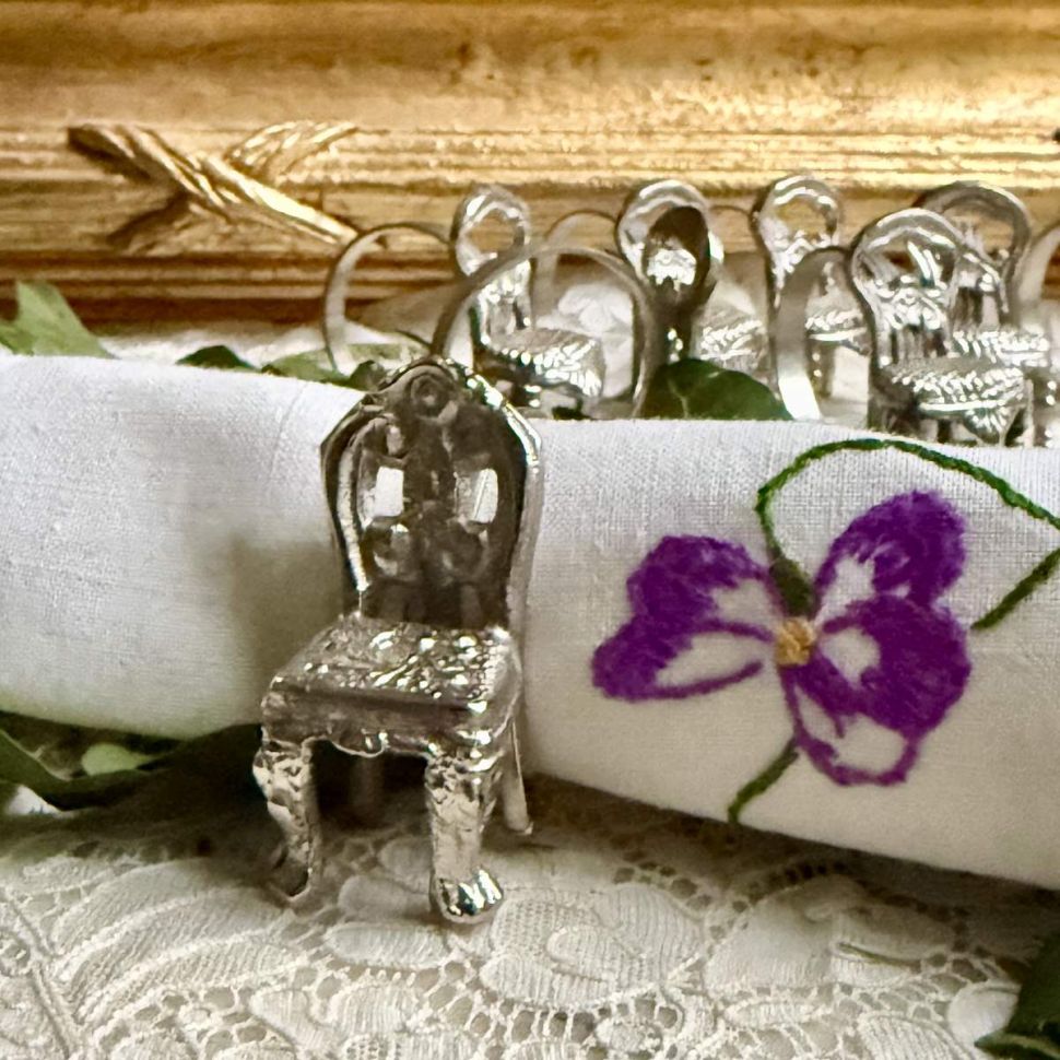 Кольцо для салфетки Стул металл