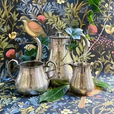 Кофейник сахарница молочник набор 3 предмета штихтельная гравировка серебрение