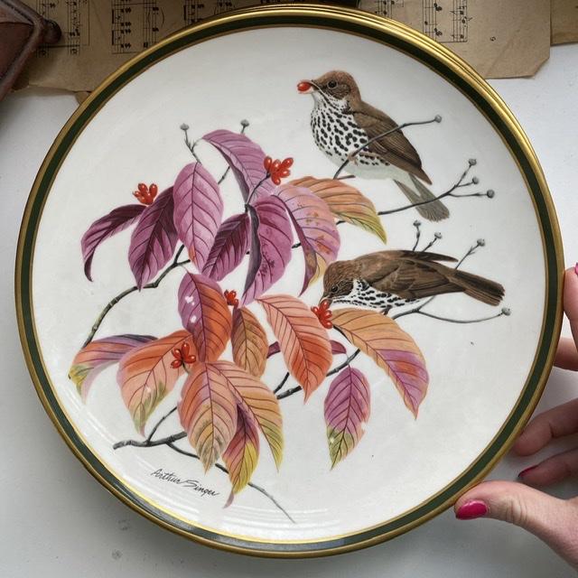 Тарелка Franklin Porcelain Wedgwood Songbirds of the World Wood Trush 1977 г 28 см