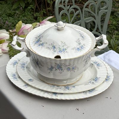 Супница Royal Albert Blue Blossom 4 л Англия
