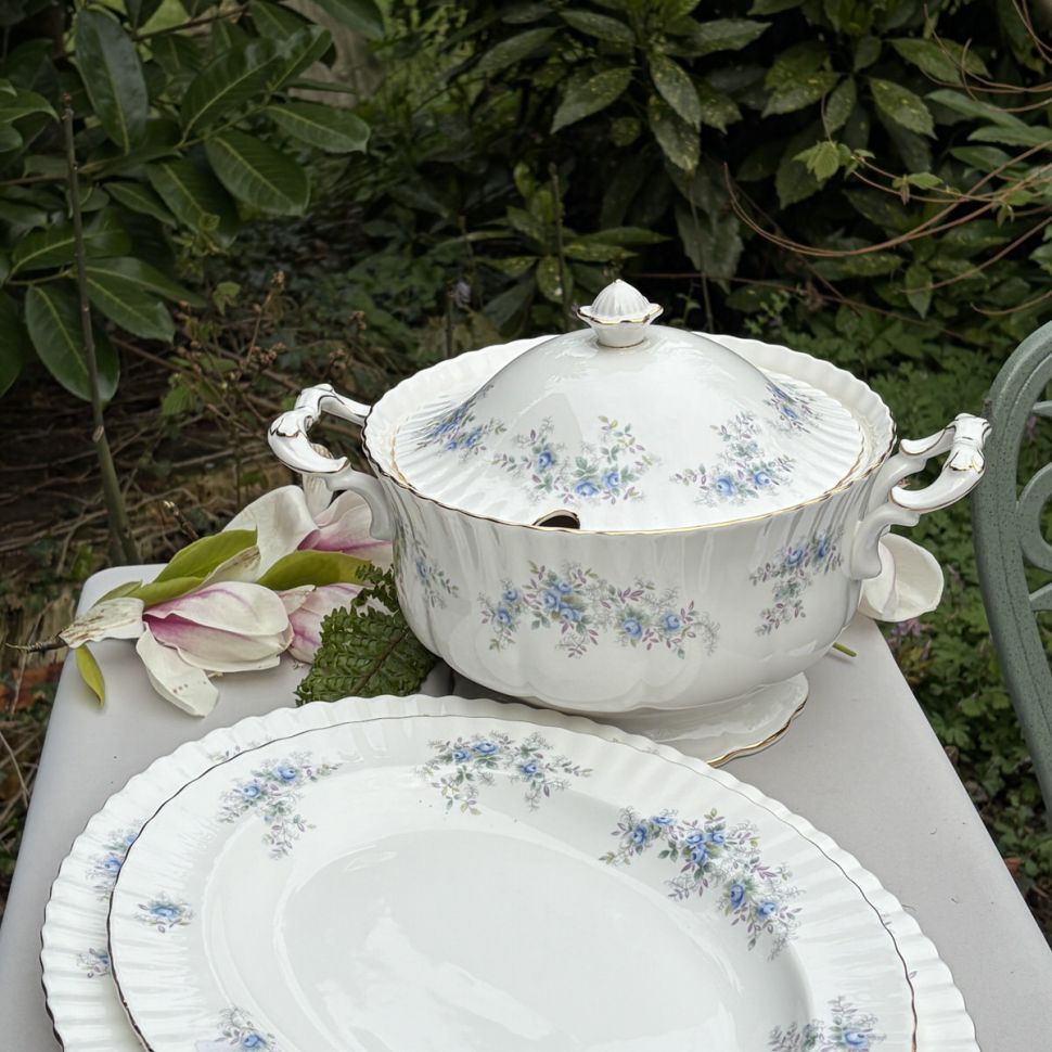 Супница Royal Albert Blue Blossom 4 л Англия