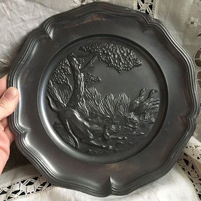 Тарелка оловянная Охота на куропаток