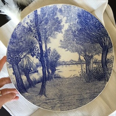 Блюдо тарелка с Рекой Boch Бельгия 