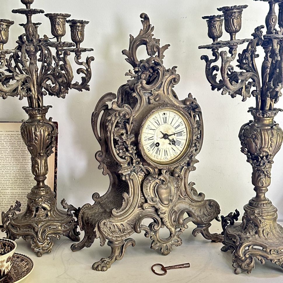 Часы каминные Людовик XV 50 см бронза Франция 