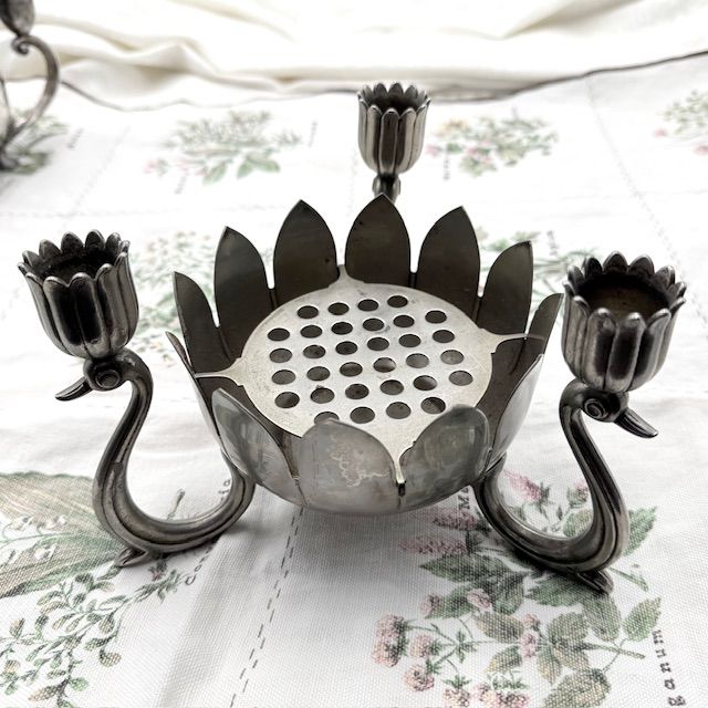 Подсвечник-роузбол на три свечи 18 см серебрение 1950-60е гг. 