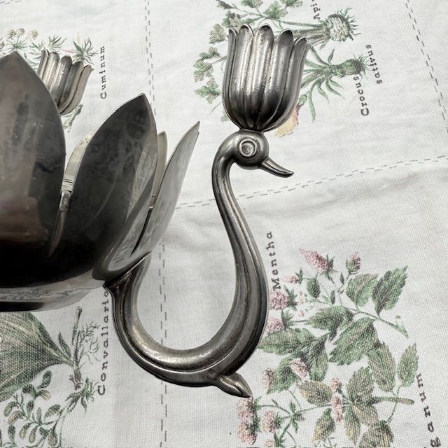 Подсвечник-роузбол на три свечи 18 см серебрение 1950-60е гг. 