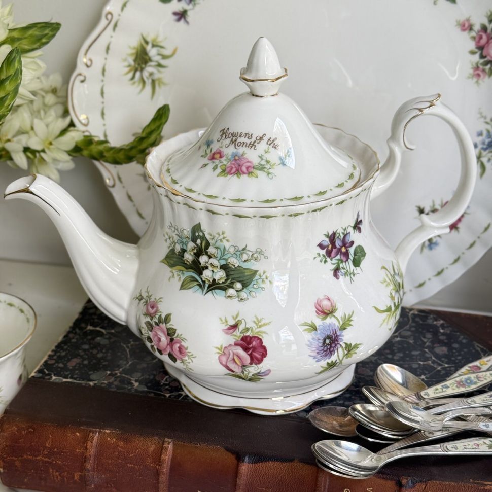 Чайник Royal Albert 12 месяцев 1,3 л Англия изъян