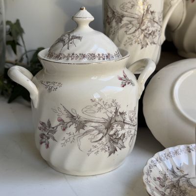 Сахарница Maastricht Petrus Regout Чертополох 16 см Голландия 1890 гг 