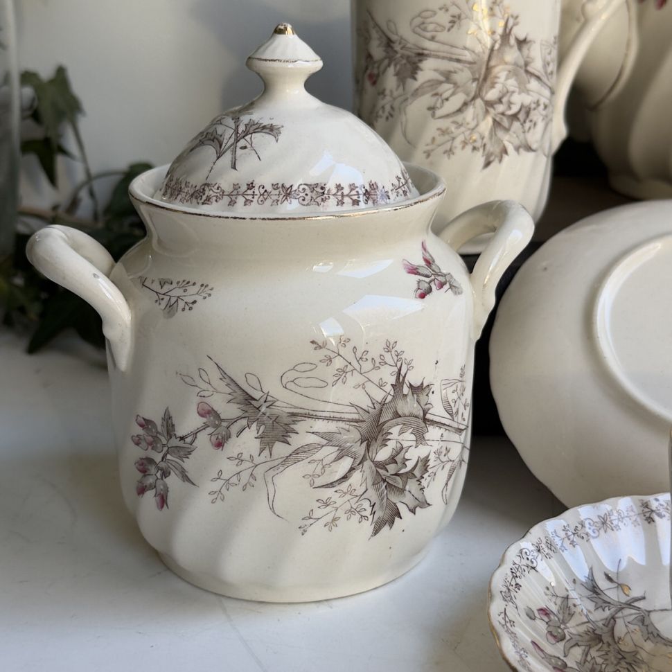 Сахарница Maastricht Petrus Regout Чертополох 16 см Голландия 1890 гг 