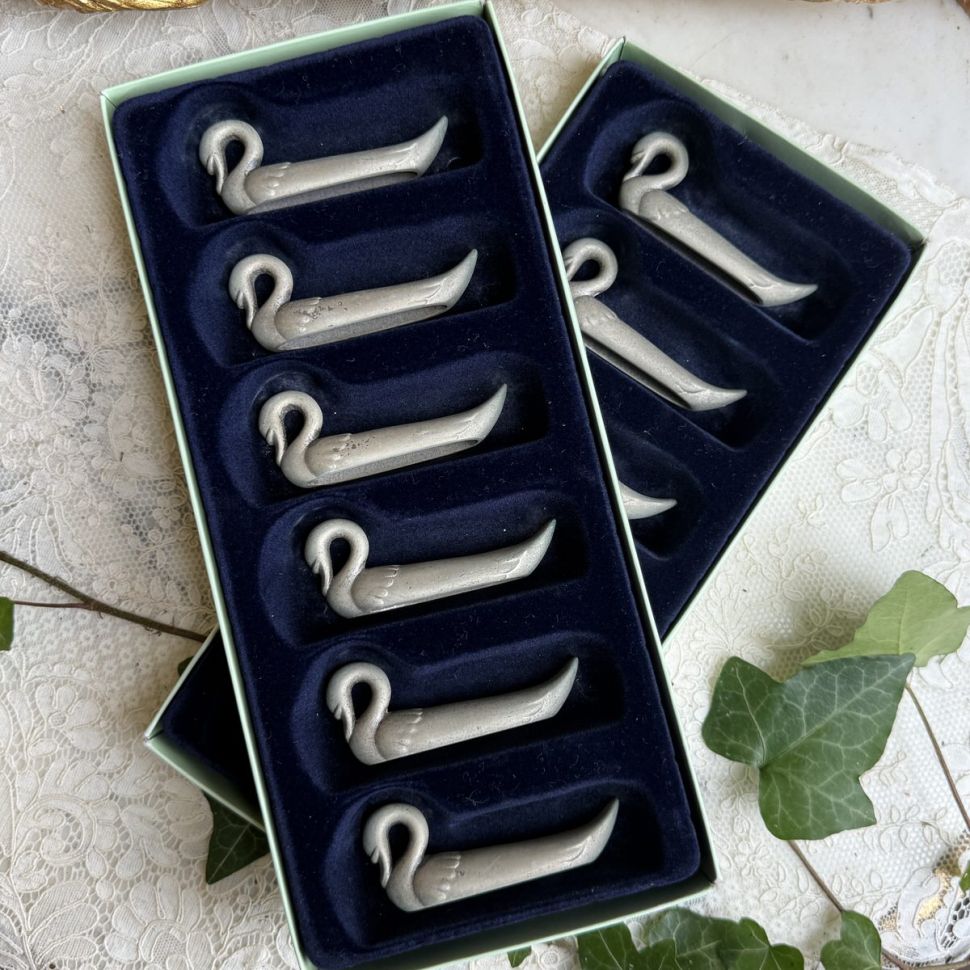 Подставка под приборы порт-куто Лебедь олово