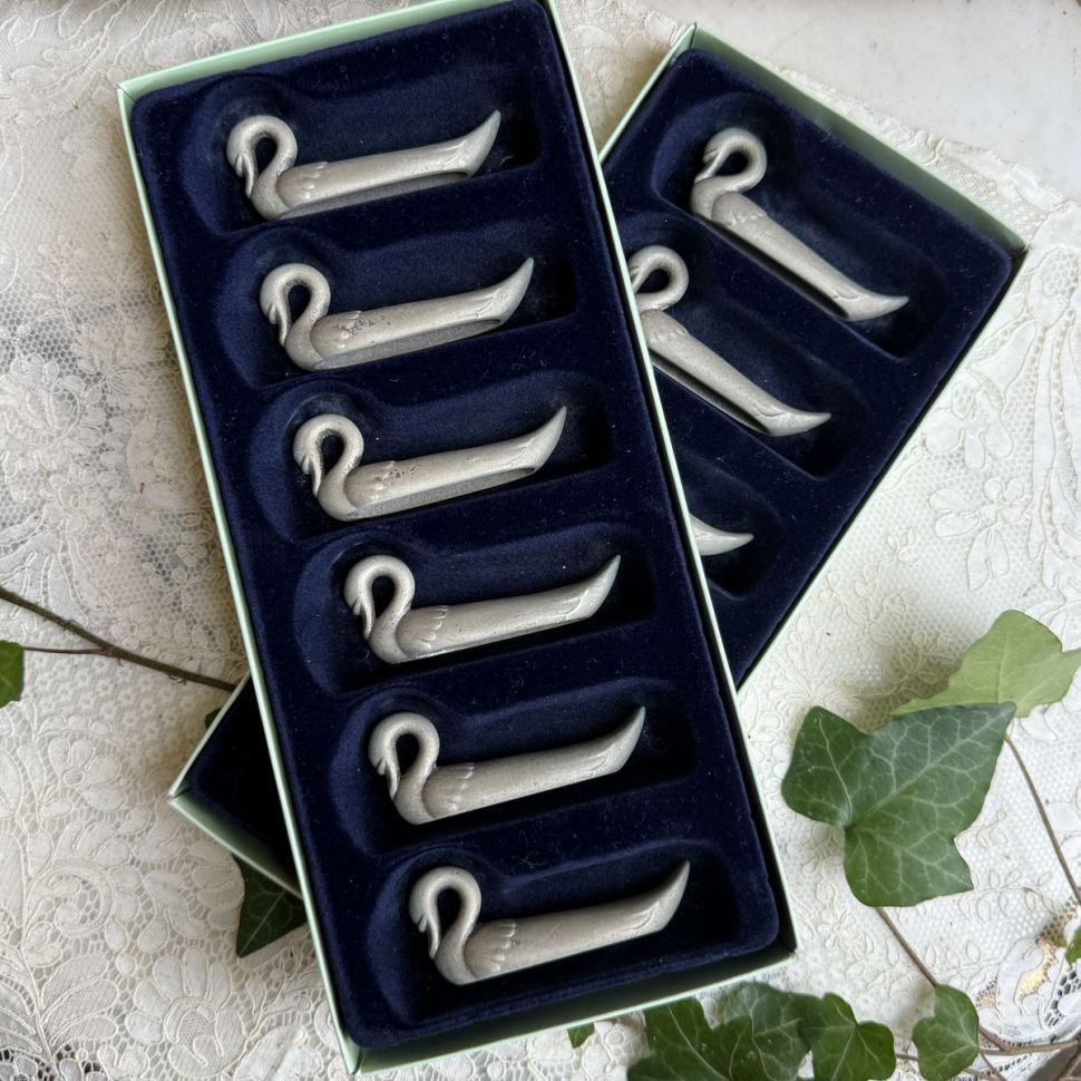 Подставка под приборы порт-куто Лебедь олово