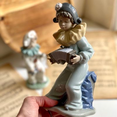 Статуэтка Мальчик с гармошкой 21 см NAO by Lladro, Испания