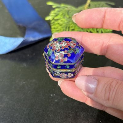 Шкатулка таблетница 3,5 см эмаль