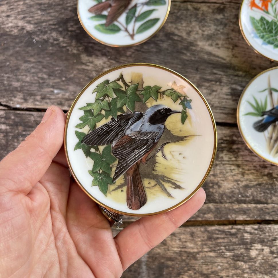 Тарелка 8 см Franklin Songbirds 1981 Redstart