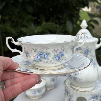 Бульонная пара Royal Albert Blue Blossom 280 мл Англия 