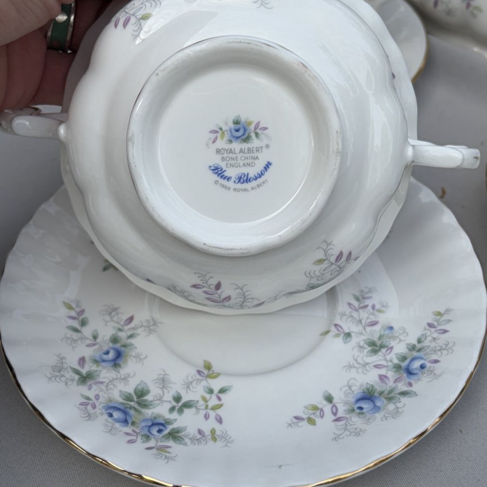Бульонная пара Royal Albert Blue Blossom 280 мл Англия 