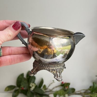 Молочник 300 мл на ножках мельхиор