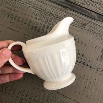 Молочник Queen's Garden Англия