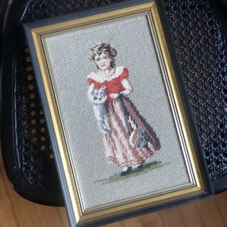Картина Девочка с кошкой вышивка ручная работа