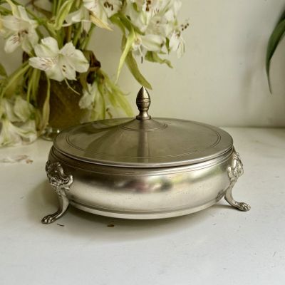 Шкатулка паштетница Львы на лапках с крышкой 17 см олово Голландия