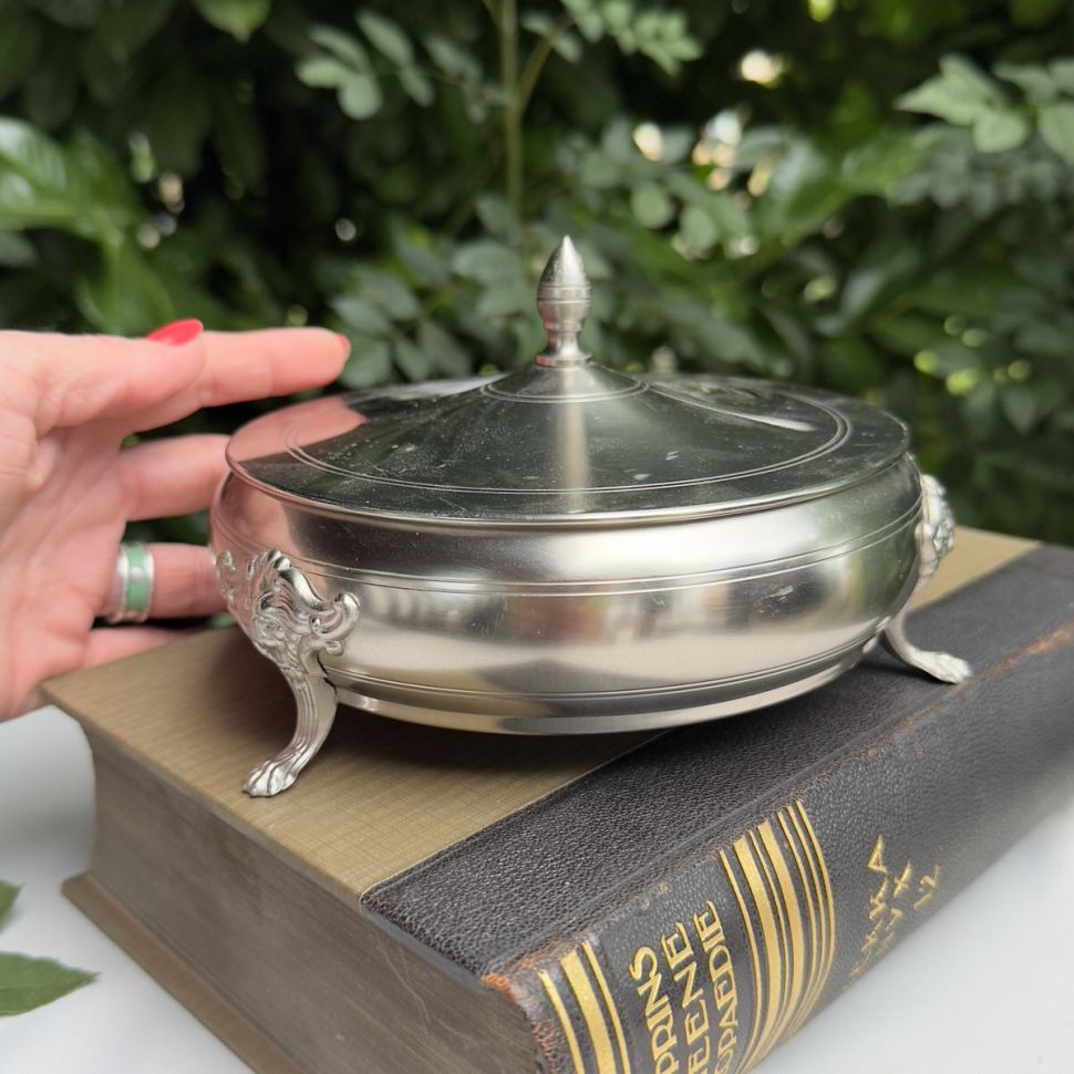 Шкатулка паштетница Львы на лапках с крышкой 17 см олово Голландия