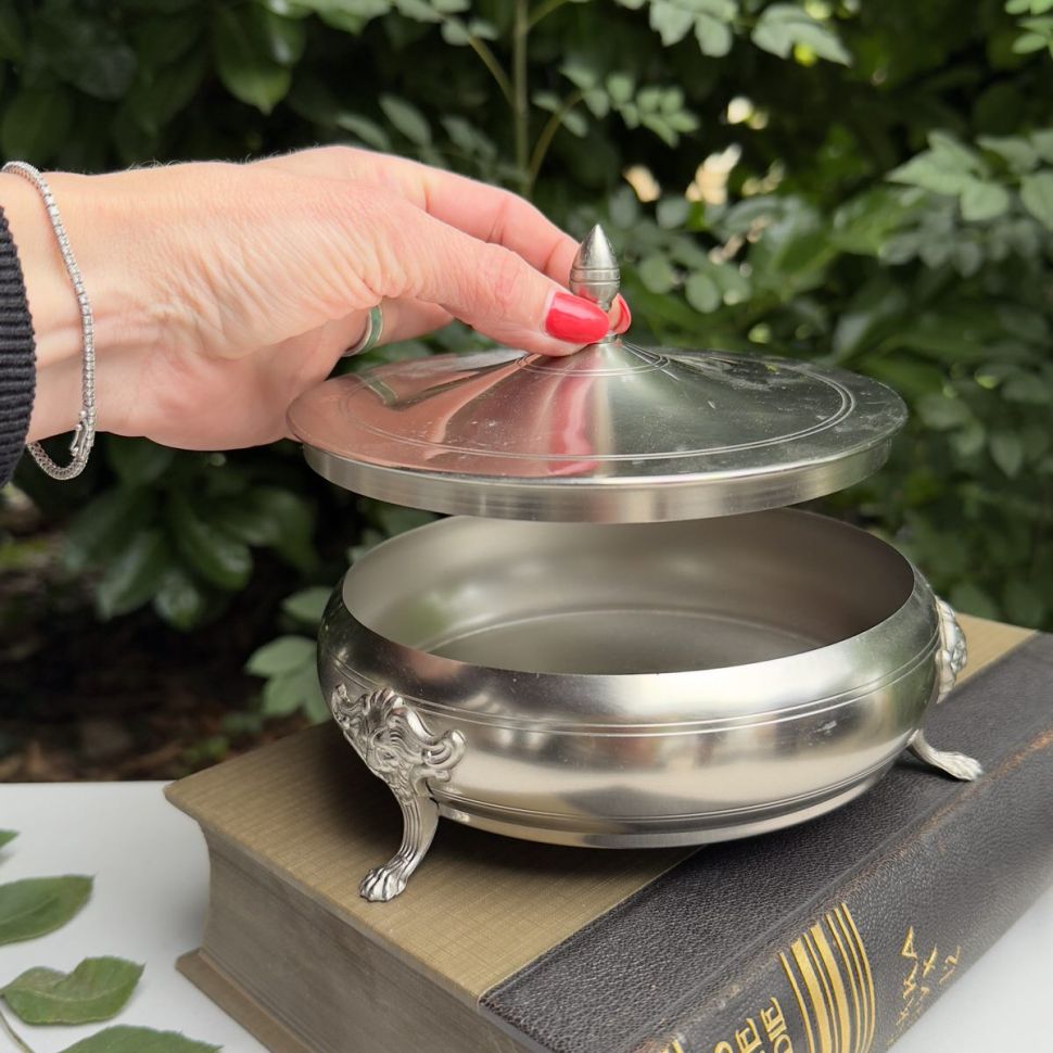 Шкатулка паштетница Львы на лапках с крышкой 17 см олово Голландия