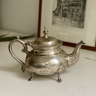 Чайник 600 мл на ножках серебрение