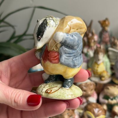 Статуэтка Beatrix Potter Tommy Brock Англия 1955