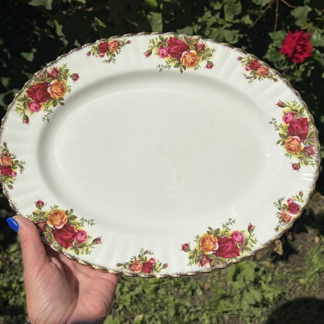 Блюдо овальное Royal Albert Old Country Roses 33 см фарфор Англия