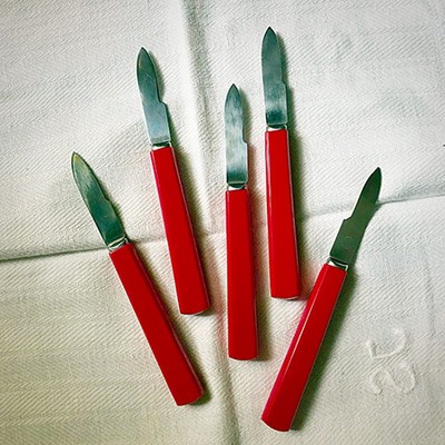 Нож короткий с ручкой пластик Eskilstuna