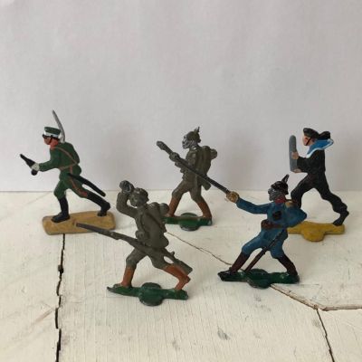 Набор солдатиков №8