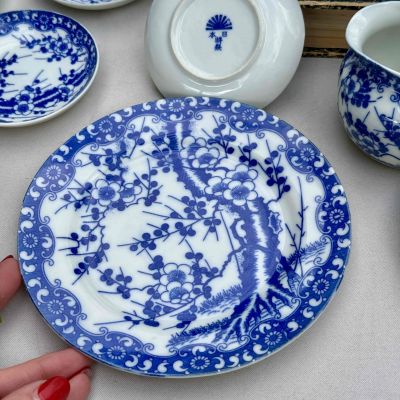 Тарелка Синяя Сакура 16 см Япония 