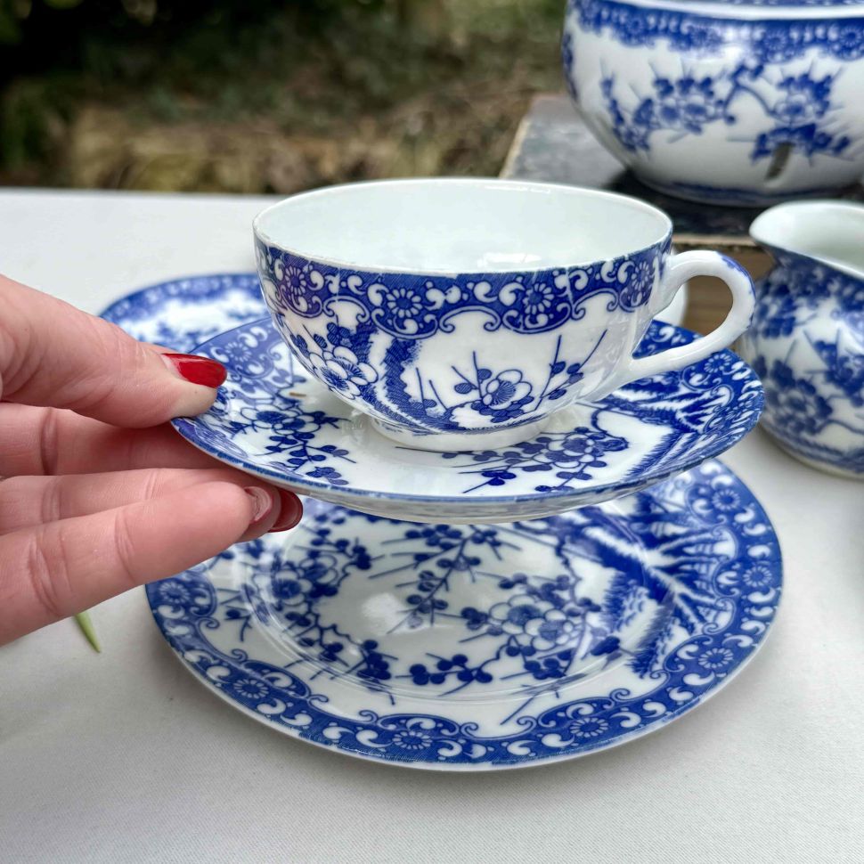 Тарелка Синяя Сакура 16 см Япония 