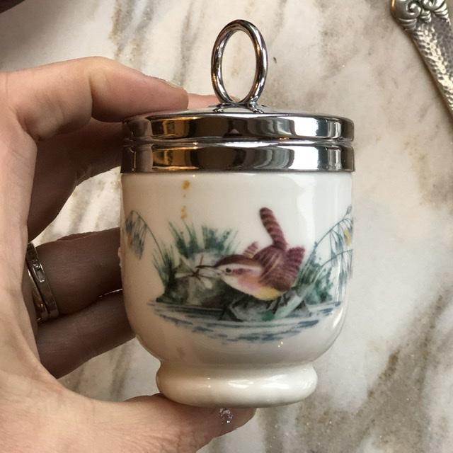 Кодлер на 2 яйцо Royal Worcester птицы 