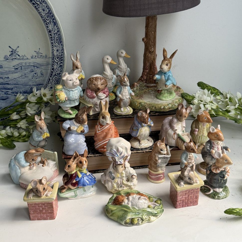 Статуэтка Beatrix Potter Lady Mouse made Curtsy Англия 