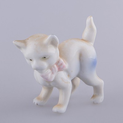 Статуэтка Кошка с Бантом фарфор