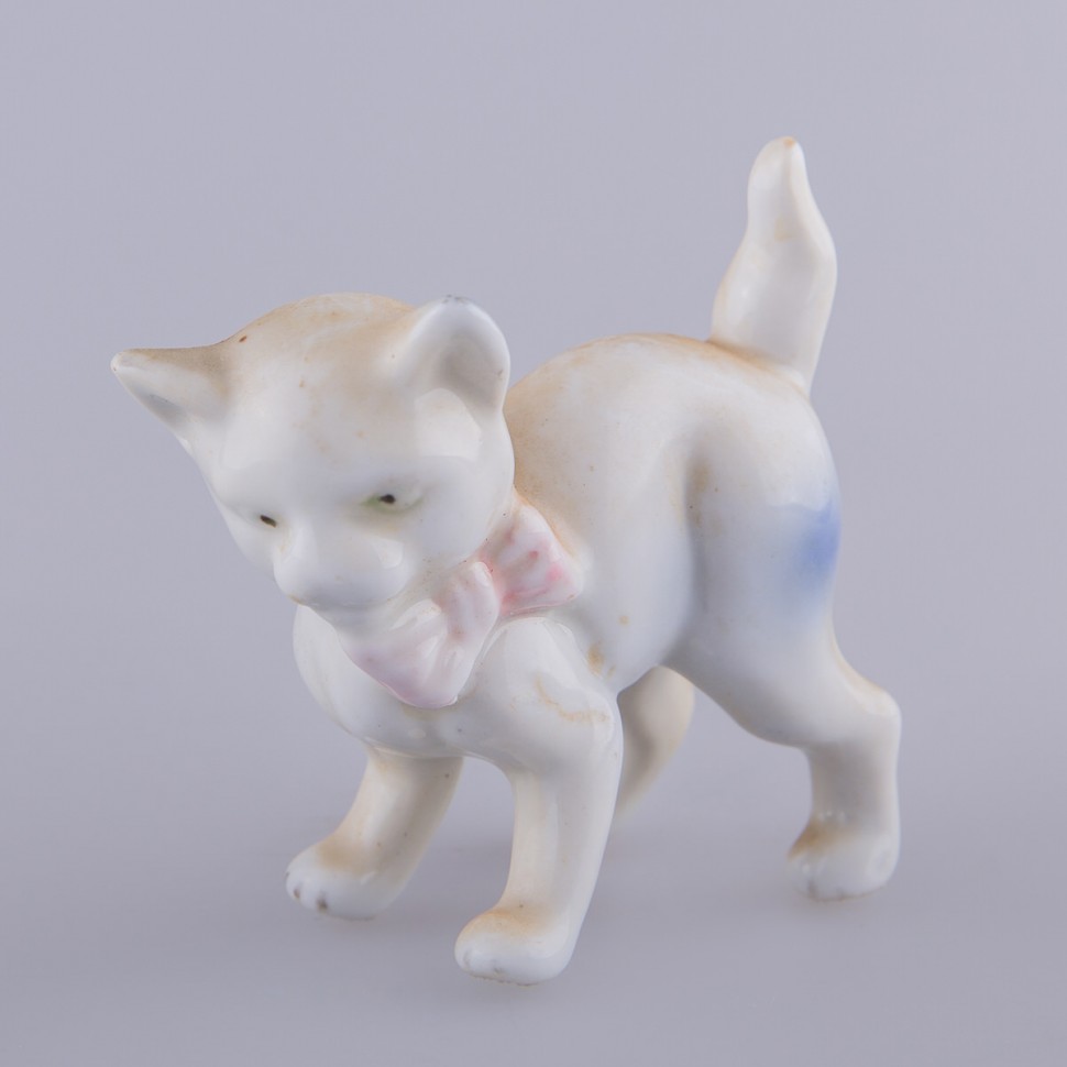 Статуэтка Кошка с Бантом фарфор