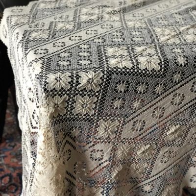 Скатерть кружевная 220х140