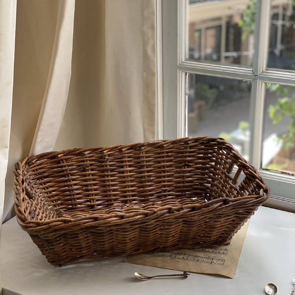 Корзина плетенная прямоугольная 56 см