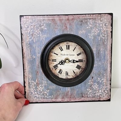 Часы настенные 22х22 см металл