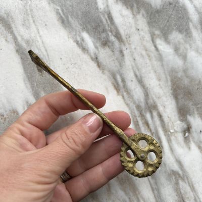 Нож роликовый для пасты 12 см латунь