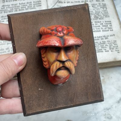 Декор Мужчина в шляпе 11 см дерево гипс