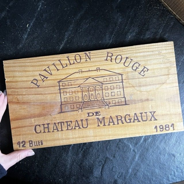 Доска фронтальная от винного ящика 17х31 см 1981 Marg