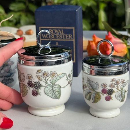 Кодлер на 2 яйца Royal Worchester Ежевика Англия