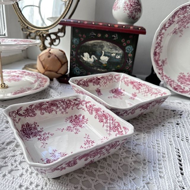 Блюдо салатник 18х18 см Valeria ВиллеройБох Германия    