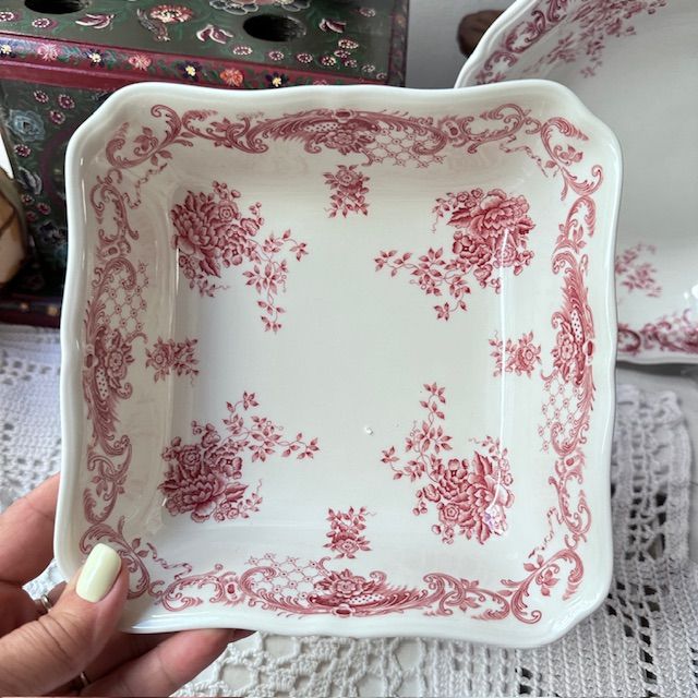 Блюдо салатник 18х18 см Valeria ВиллеройБох Германия    