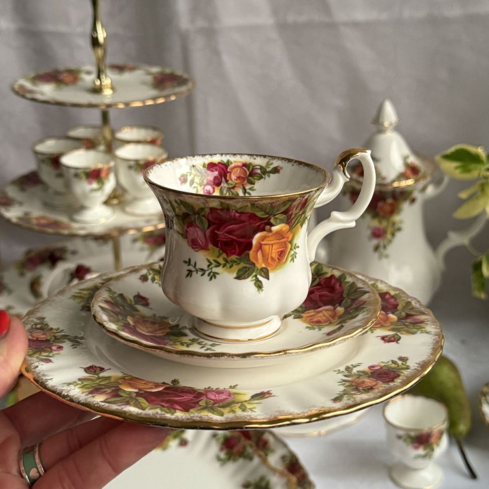 Кофейная пара 125 мл Royal Albert Old Country Roses Англия