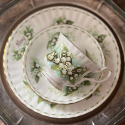 Тарелка Royal Albert 12 месяцев Май 16 см Англия