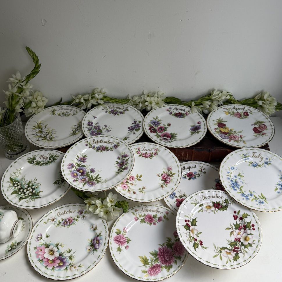 Тарелка Royal Albert 12 месяцев Май 16 см Англия
