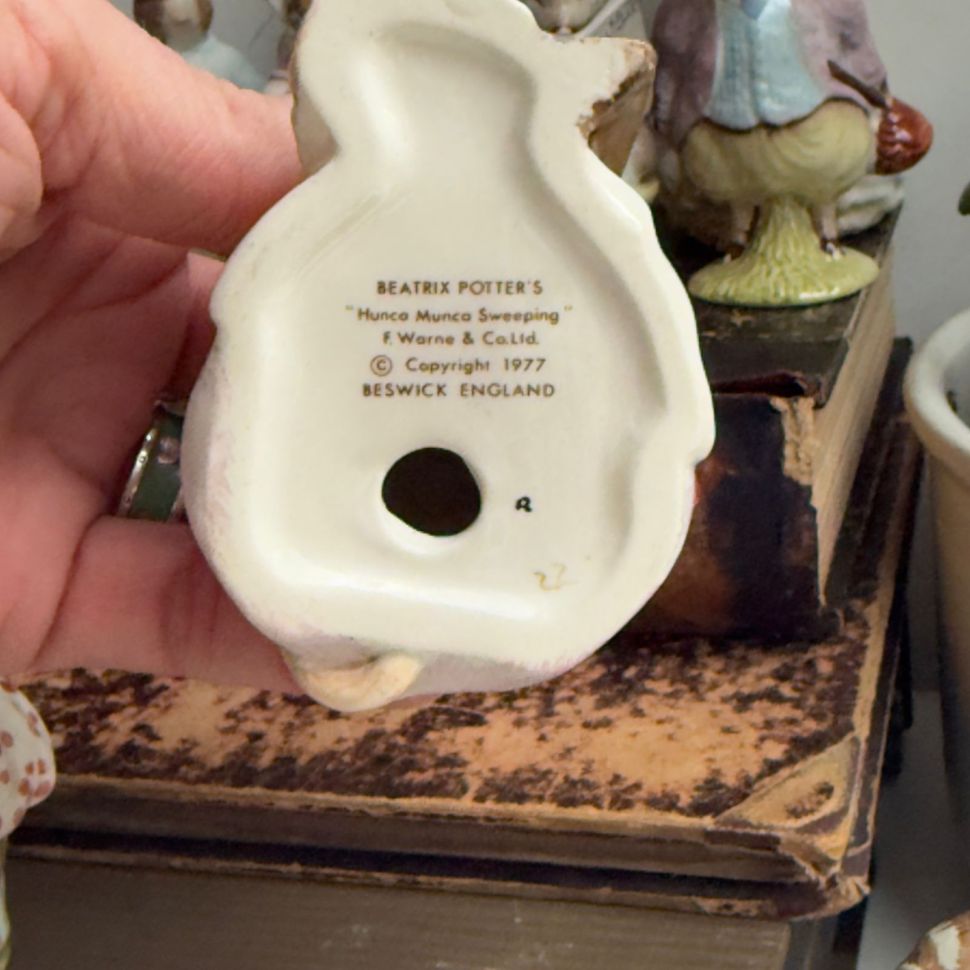 Статуэтка Beatrix Potter Hunca Munca Англия 